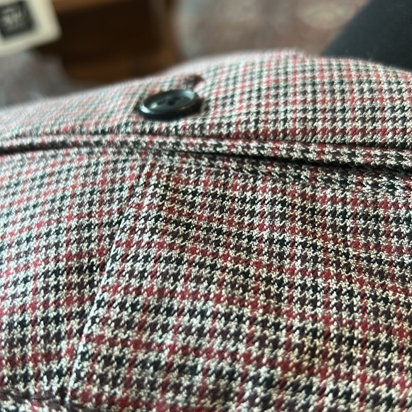 Tommy Hilfiger Men’s Plaid Dress Pants
Size 38Wx32L
NWT - Picture 7 of 8